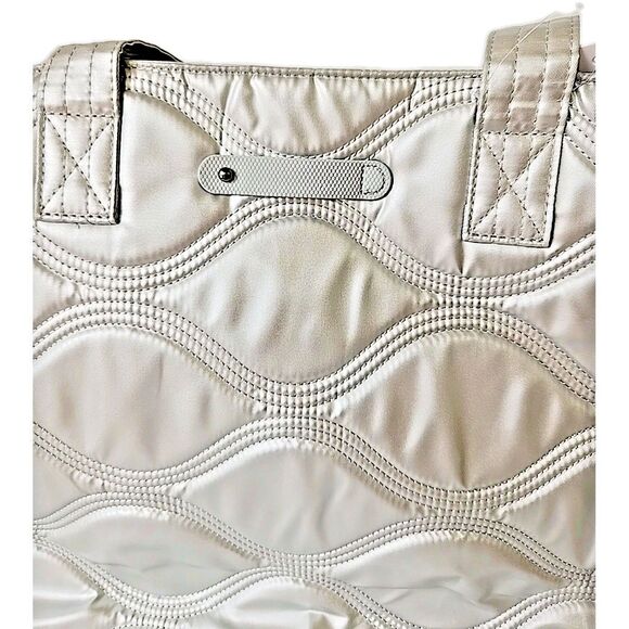 Lug Tempo Tote Metallic Silver Trolley Sleeve Padded Handles Cell Phone Pocket - Picture 3 of 16